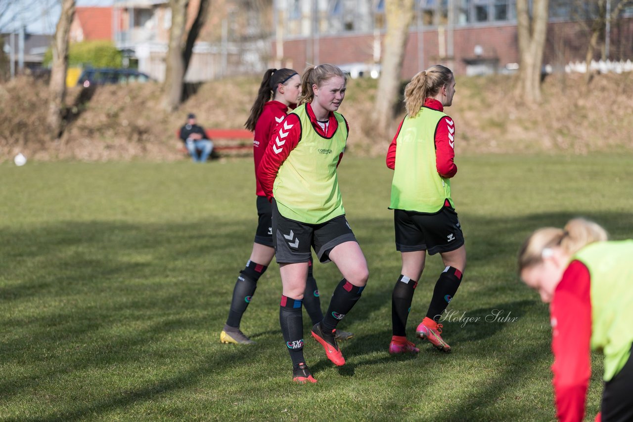 Bild 66 - F Rot Schwarz Kiel - SV Henstedt Ulzburg 2 : Ergebnis: 1:1